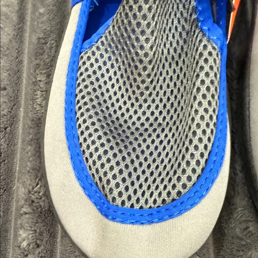 NWT Gray and Blue Water Shoes Swim Shoes